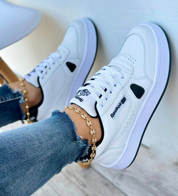 REEBOK SUELA PLANA